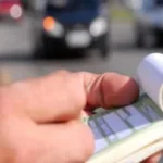 Óculos inteligentes rendem multa de R$ 880 e CNH suspensa